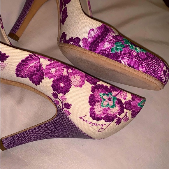 Burberry pumps - Picture 3 of 5